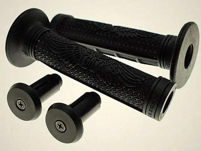 NOS Vintage GT Wing Logo BMX Old School Freestyle Grips 140mm 1 pair