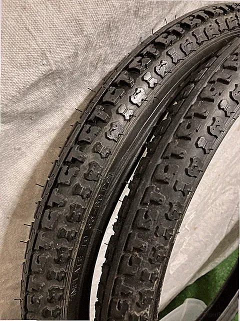 Old School Vintage GT BMX Freestyle tires 20x1.75 Vertigo Performer Tour