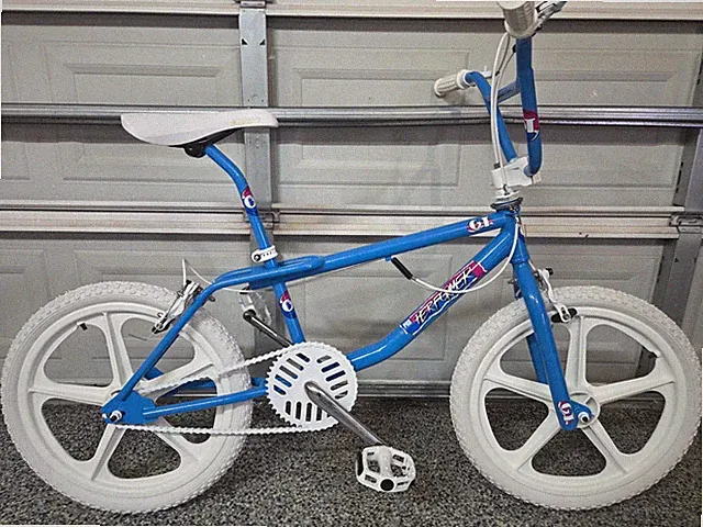 VINTAGE 90S GT PERFORMER VERTIGO BMX FREESTYLE TOUR BIKE MAUI BLUE SKYWAY